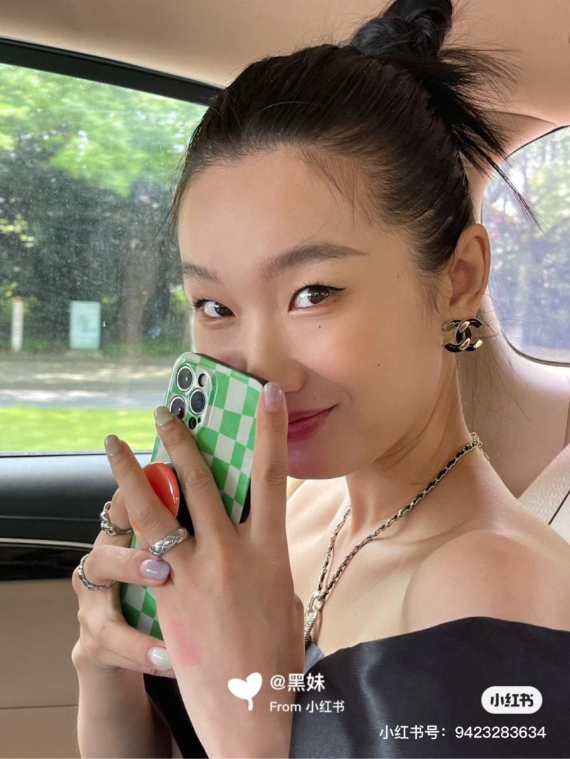 Ch**el earrings